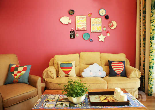 哪首歌里面有家给我的快乐是城堡这句歌词-家